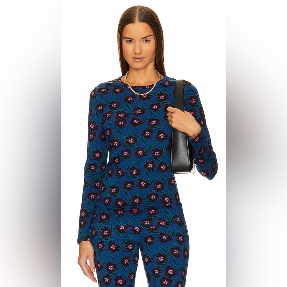 Revolve Diane Von Furstenberg Logan Top in Fortune Vine Black Floral Stylish